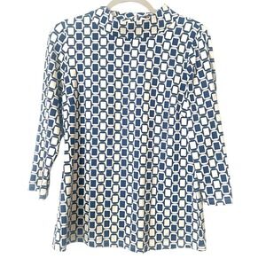 J. Mclaughin Geo Print Mock Neck Navy off white top blouse sz M